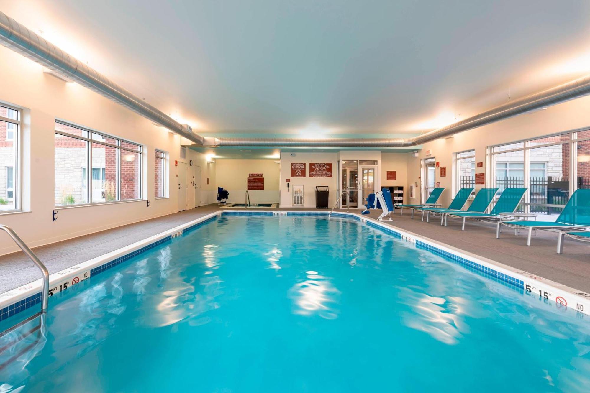 ג'פרסונוויל Towneplace Suites By Marriott Louisville North מראה חיצוני תמונה